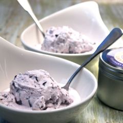Source: A Spicy Perspective. (For recipe for lavender chocolate ice cream, click on photo. Website link embedded within.)